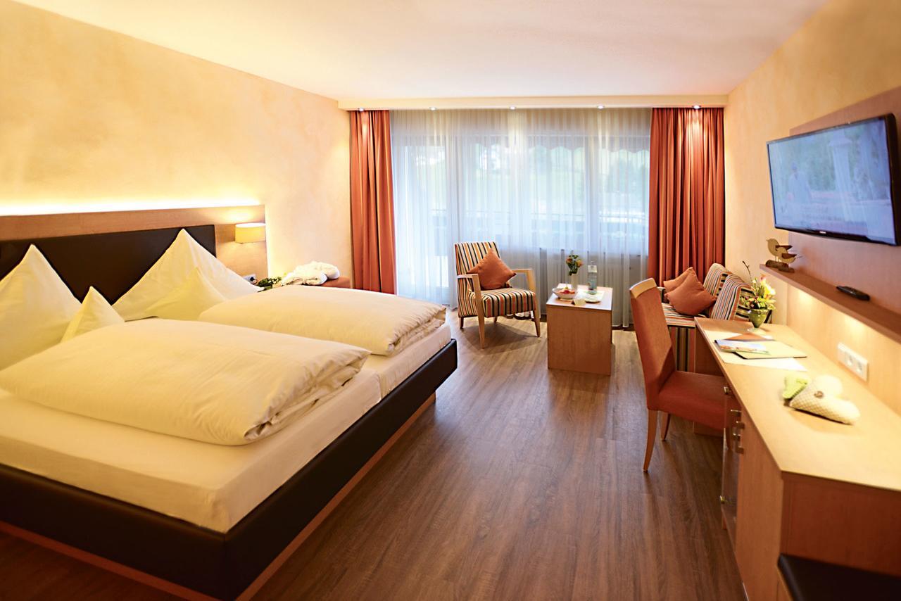 Hotel Waldlust Baiersbronn Eksteriør billede